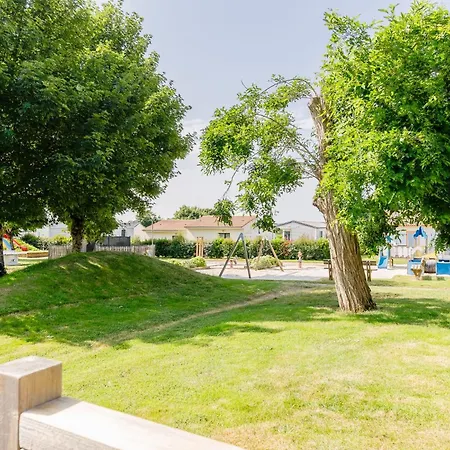 08 - Le Hibou - Village *