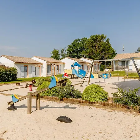 Сasa de vacaciones 08 - Le Hibou - Village *